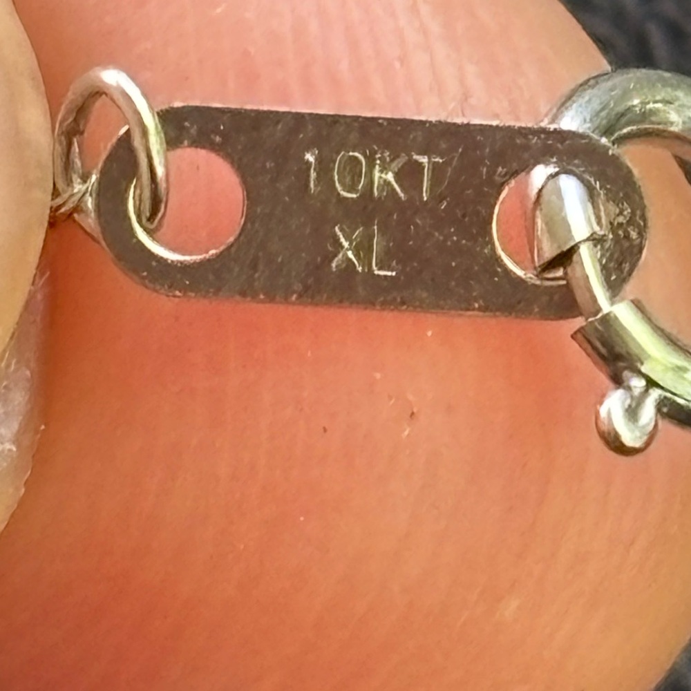 Twinkling Natural Diamond Star Horseshoe 18" Pendant Necklace(1/5 CTTW) 10k Gold - Picture 6 of 15